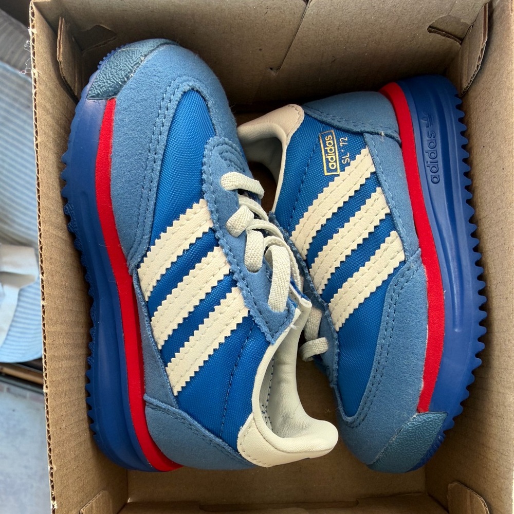 Adidas Kids Sneakers in Blue and Red
